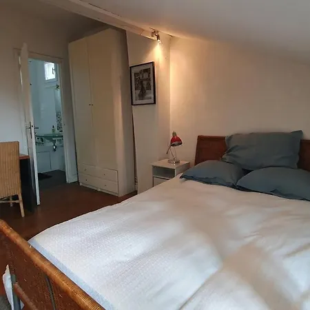 Appartement Au Calme Avec Vue A 10 Mn Du Centre De Paris *